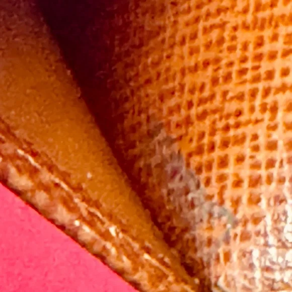 Louis Vuitton Monogram the Kisslock bifold wallet - Picture 10 of 14